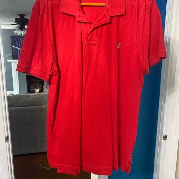 T-shirts, hoodies, button ups and pullovers - Picture 11 of 13